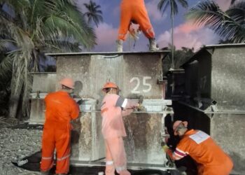 ¡PEGSA, 10,327 MDP PARA ESCOLLERAS TMDB; NO PAGA A TRABAJADORES!